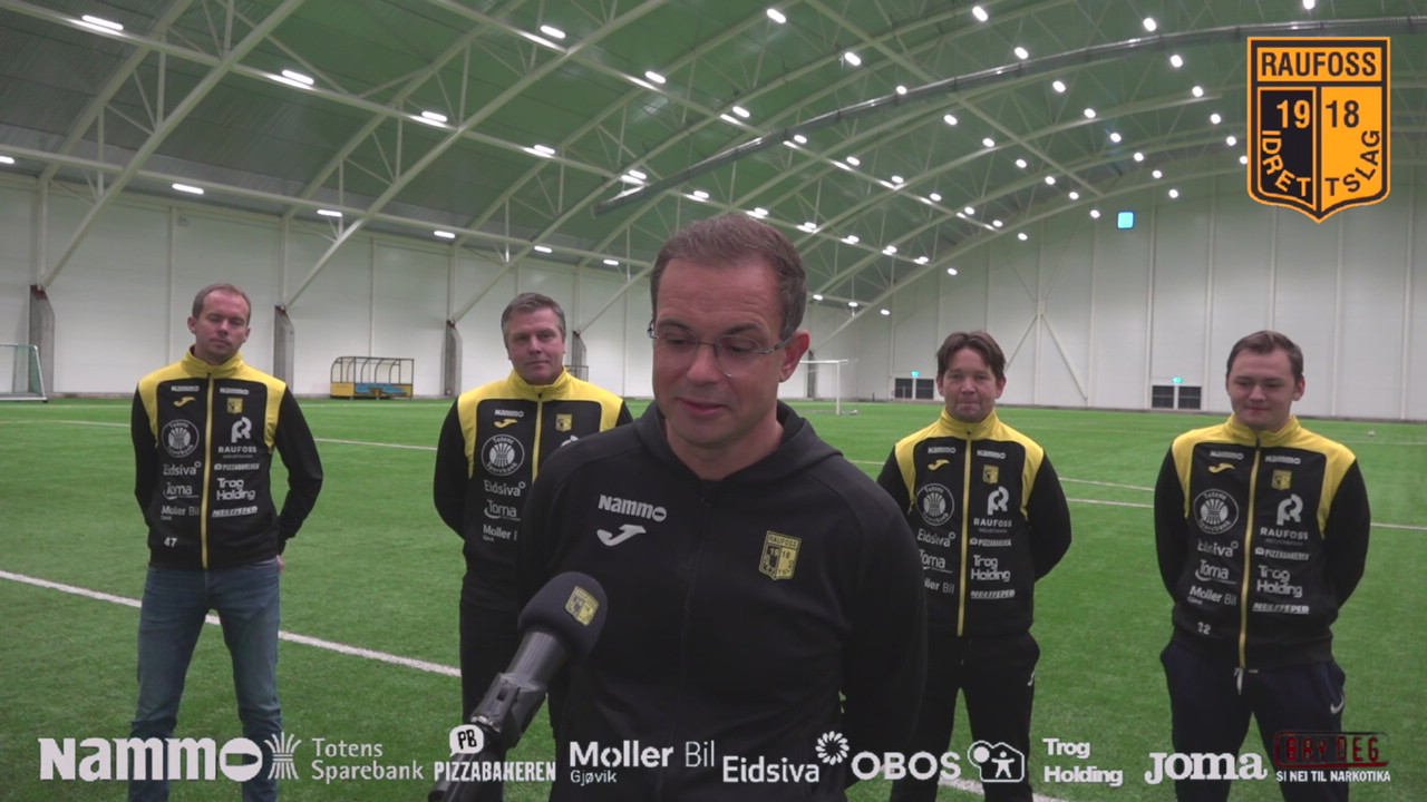 Christian presenterer trenerne for 2021